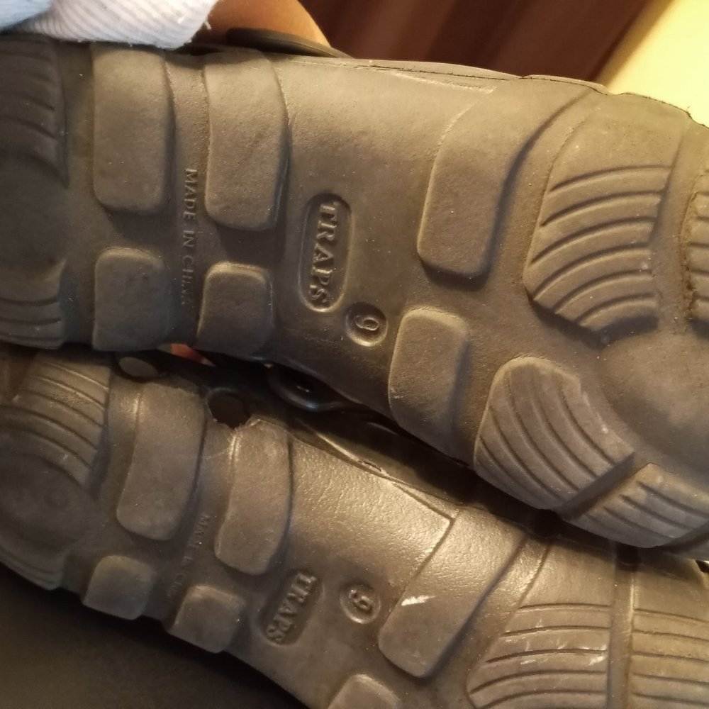 Traps Shoes Size 9 Worn Once Black - Picture 7 of 12